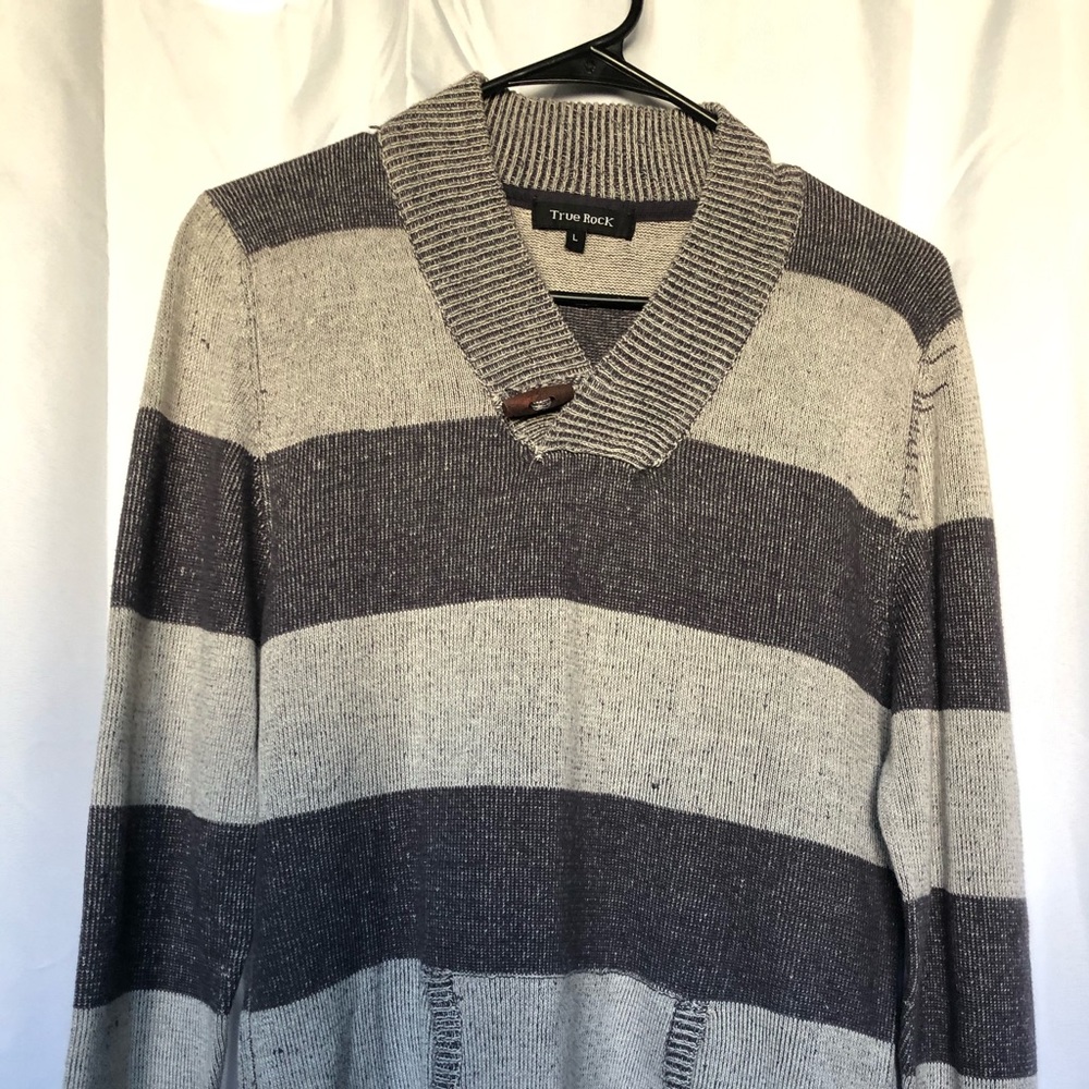Knit sweater